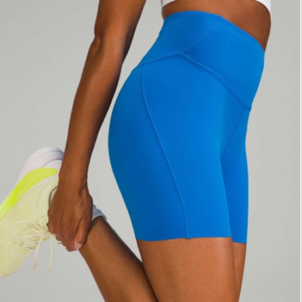 Lululemon base pace shorts in poolside size 6